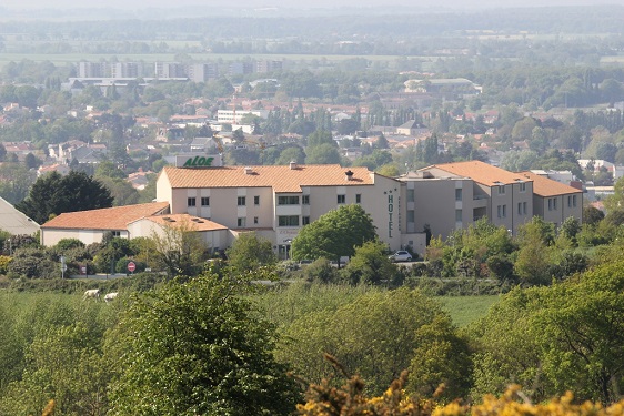 vue de l'hôtel aloé du mont des alouettes